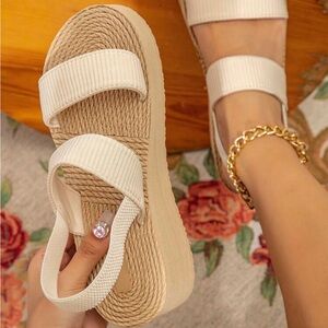 SHEIN Cream and Tan Sandals for Women